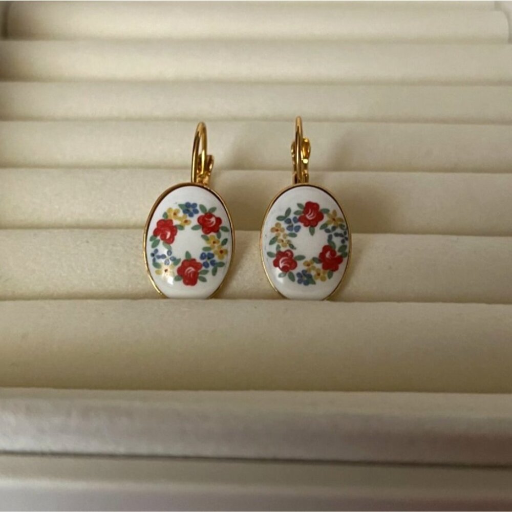 Floral Porcelain Drop Earrings Gold Tone Leverback Dangle Oval - Picture 2 of 7